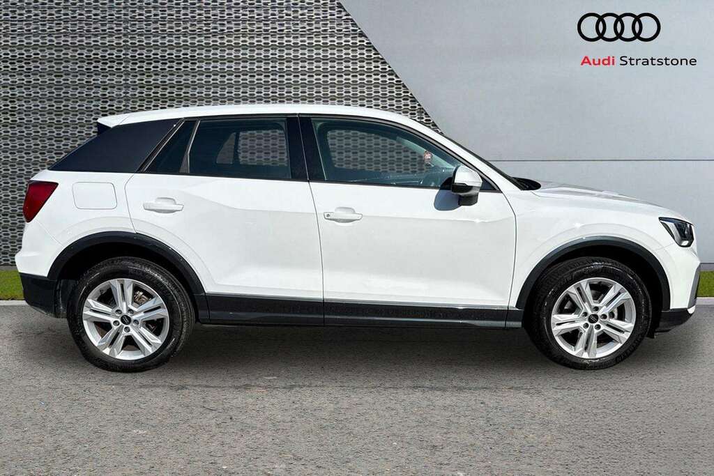 Audi Q2 30 Tfsi Sport 2024 FM24YZL White #4