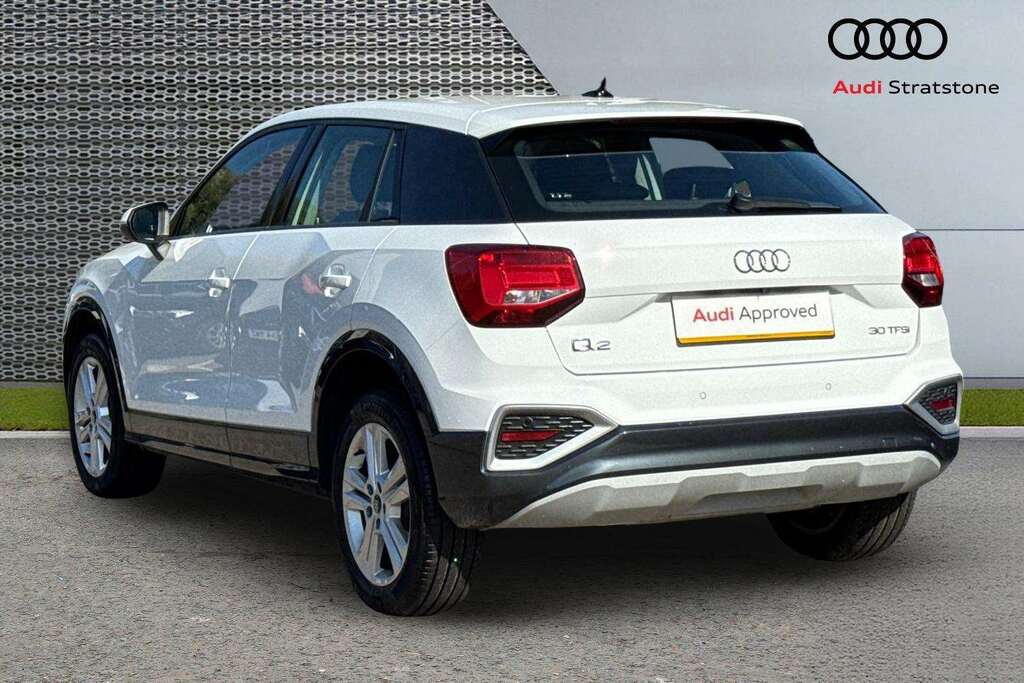 Audi Q2 30 Tfsi Sport 2024 FM24YZL White #3