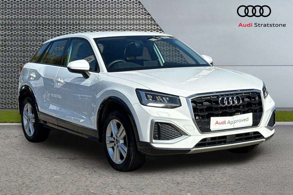 Audi Q2 30 Tfsi Sport 2024 FM24YZL White