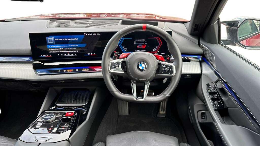 BMW M5 Dct 2025 R6VME Red #6