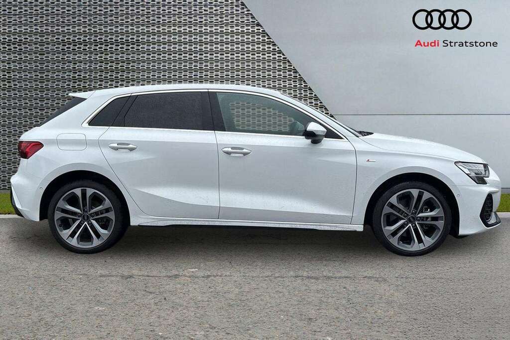 Audi A3 1.5 Tfsi E 204 S Line S Tronic 2026 YS26CJJ White #4