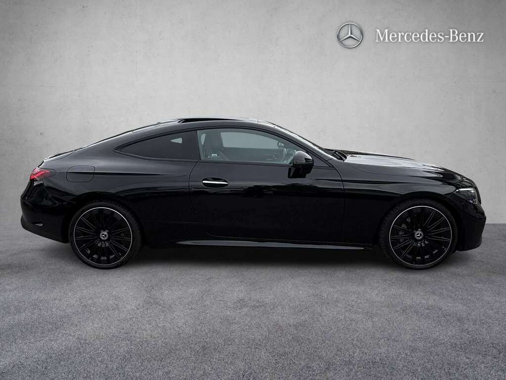 Mercedes-Benz CLE Class 220D Premier Edition 9G-tronic 2024 Black #4