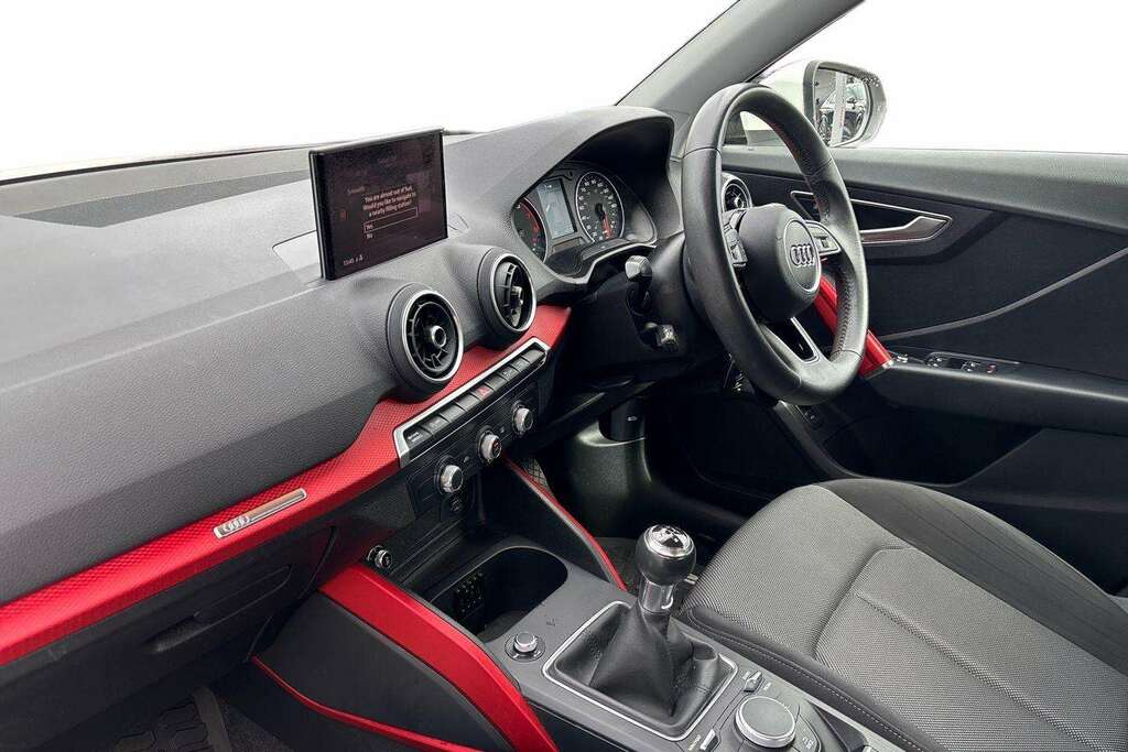Audi Q2 30 Tfsi Sport 2020 MF70OVM White #2