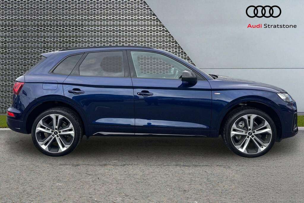 Audi Q5 40 Tdi Quattro Black Edition S Tronic 2024 Black #4
