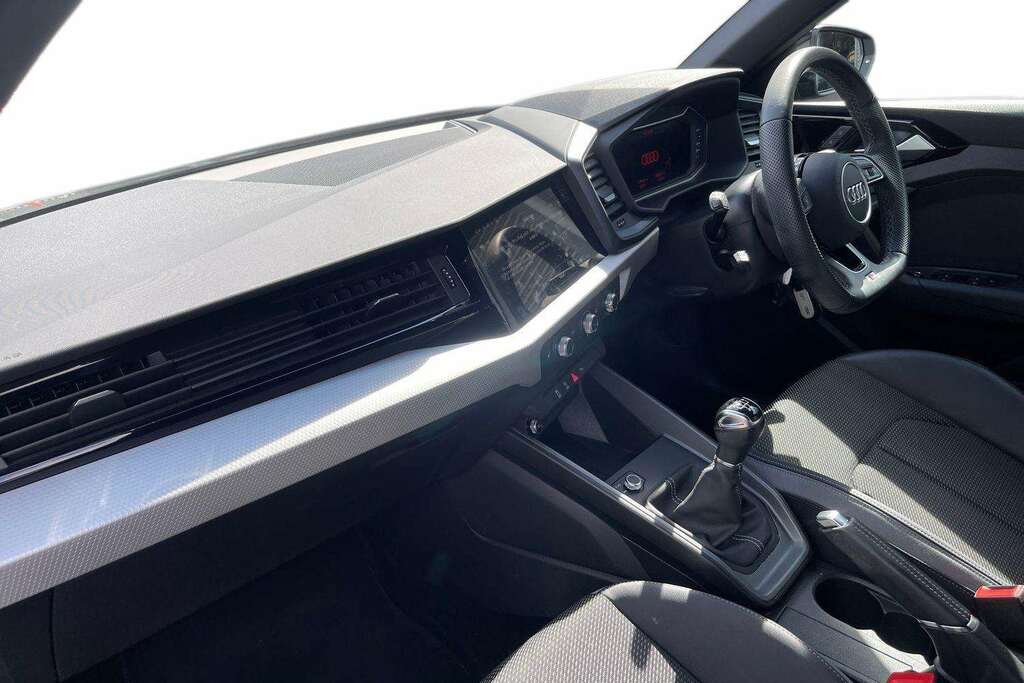 Audi A1 25 Tfsi Black Edition 2024 LO24EHP Grey #2