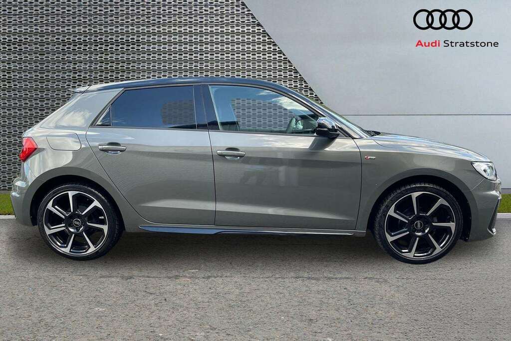 Audi A1 25 Tfsi Black Edition 2024 LO24EHP Grey #4
