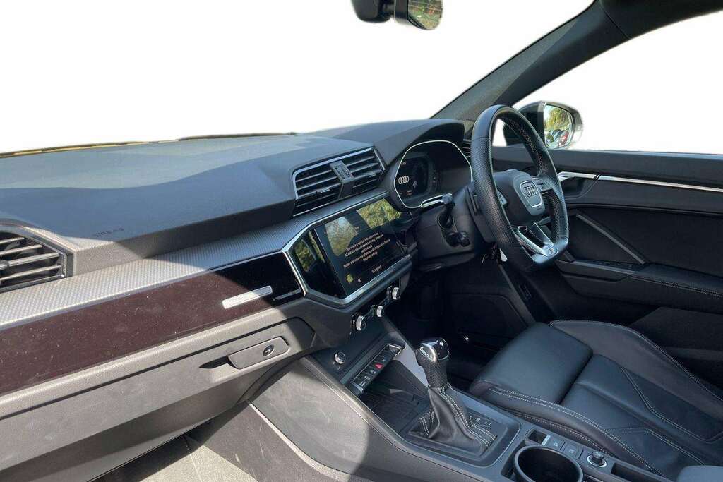 Audi Q3 35 Tfsi Black Edition S Tronic 2023 Black #2