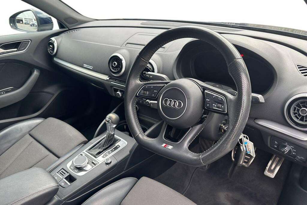 Audi A3 35 Tfsi S Line S Tronic 2019 GM19VVE Blue #6