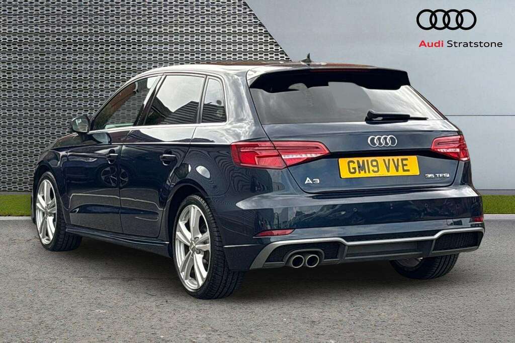 Audi A3 35 Tfsi S Line S Tronic 2019 GM19VVE Blue #3