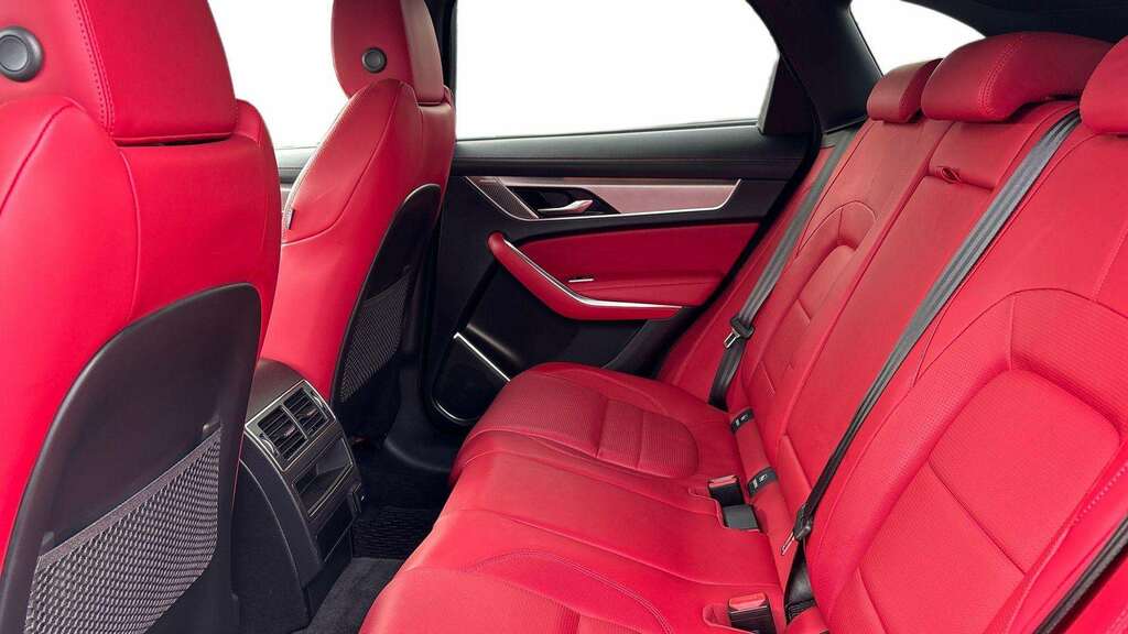Jaguar F-Pace 2.0 D200 R-dynamic Se Black Awd 2023 BG73GPE Black #4