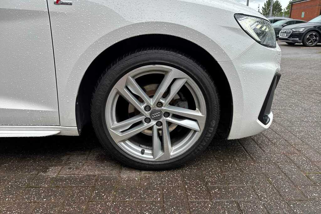 Audi A1 35 Tfsi S Line 2019 MH19HGY White #5