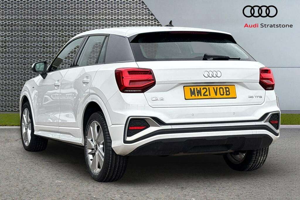 Audi Q2 35 Tfsi S Line 2021 White #3