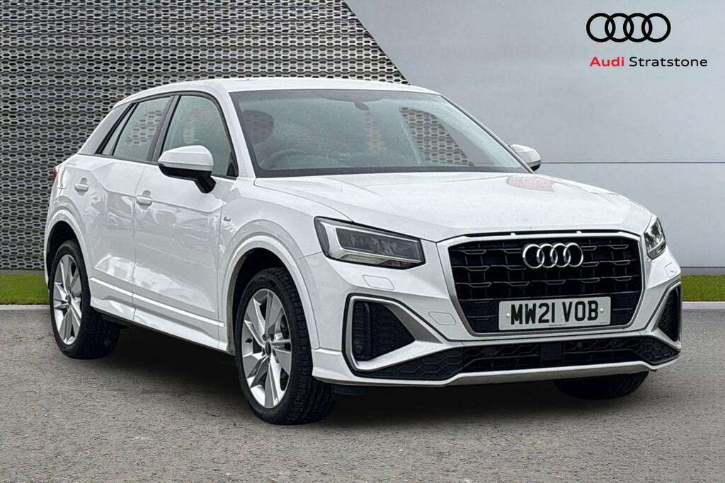 Audi Q2 35 Tfsi S Line 2021 White