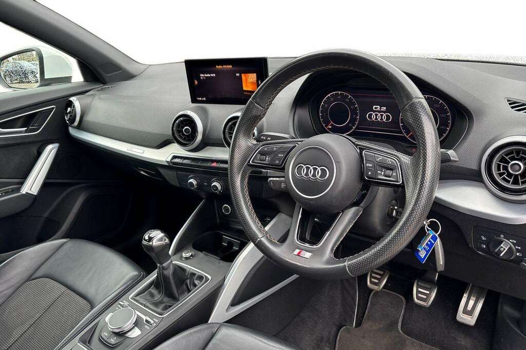 Audi Q2 35 Tfsi S Line 2021 White #6