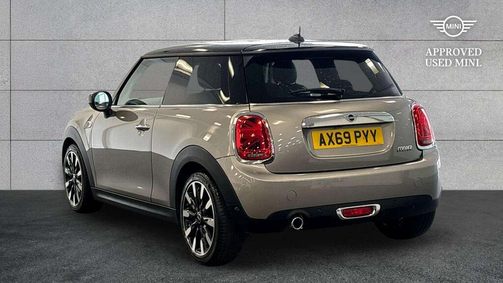 Mini Hatch 1.5 Cooper Exclusive II 2019  #2