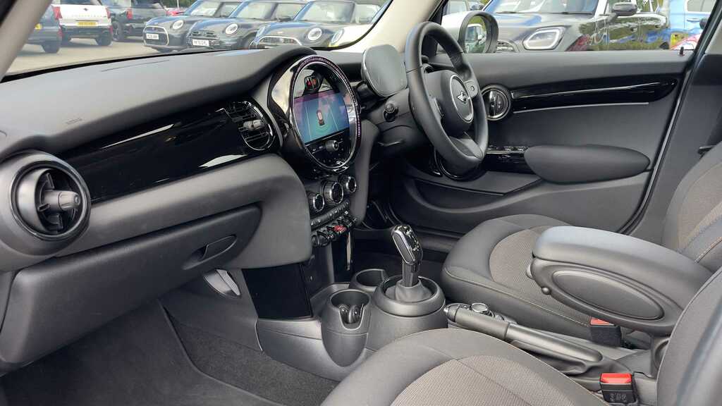 Mini Hatch 1.5 Cooper Classic Premium 2023 Silver #5