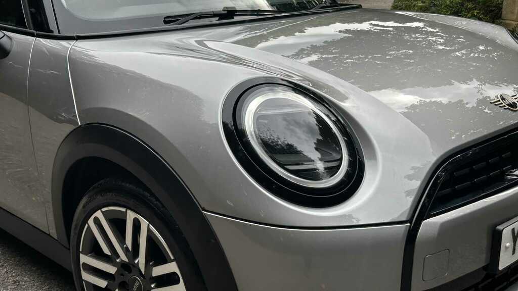 Mini Hatch 2.0 Cooper S Sport Premium Plus Red #31