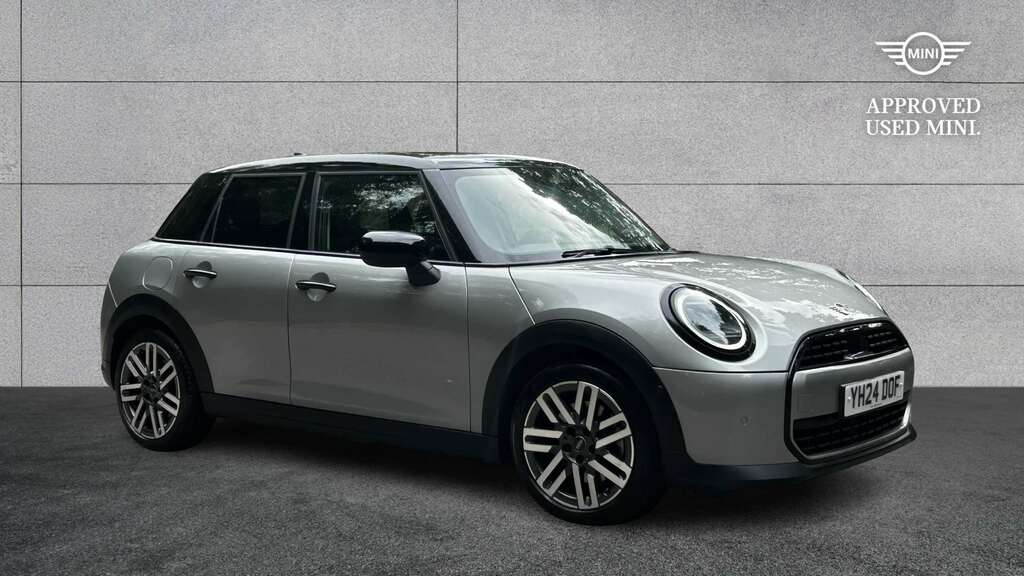 Mini Hatch 2.0 Cooper S Sport Premium Plus Red #35