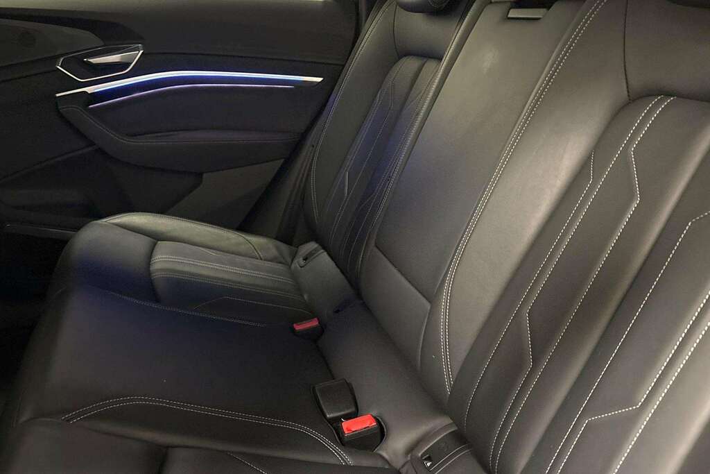 Audi E-tron 230Kw 50 Quattro 71Kwh Black Edition 2022 Blue #6