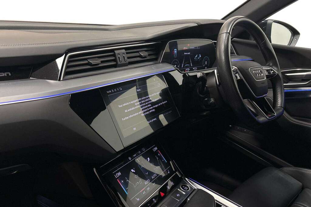 Audi E-tron 230Kw 50 Quattro 71Kwh Black Edition 2022 Blue #2