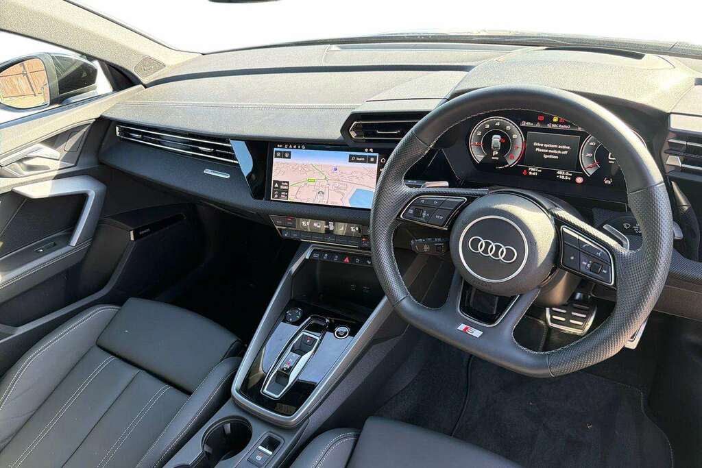 Audi A3 35 Tfsi Black Edition S Tronic 2025 FG25EAJ Grey #6