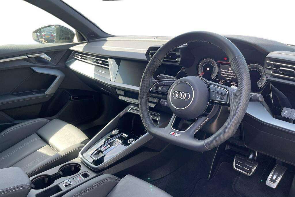 Audi A3 1.5 Tfsi 150 S Line S Tronic 2025 Black #6