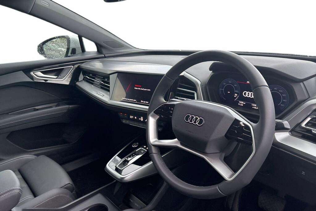 Audi Q4 E Tron 150Kw 40 63Kwh Sport Leather 2025 White #6