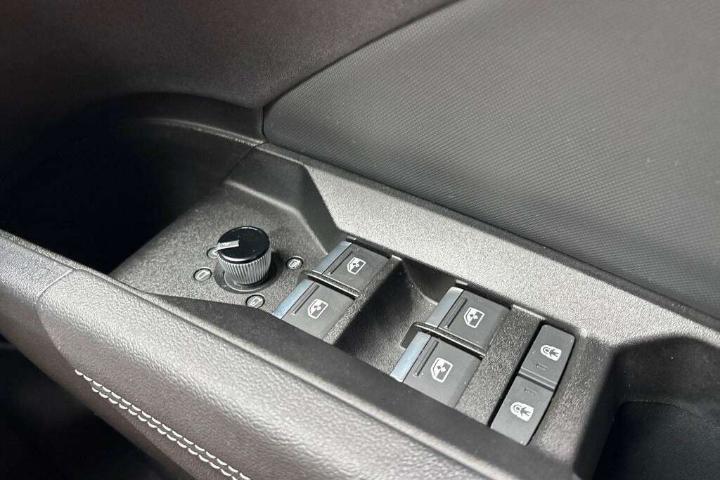 Audi Q4 E Tron Black Edition Blue #14
