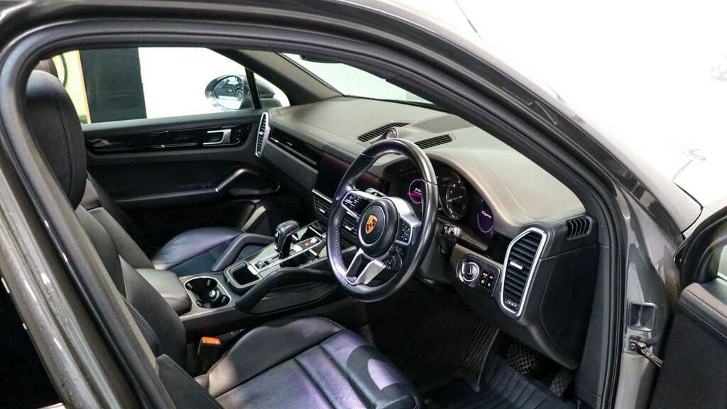 Porsche Cayenne V6 Auto Black #14