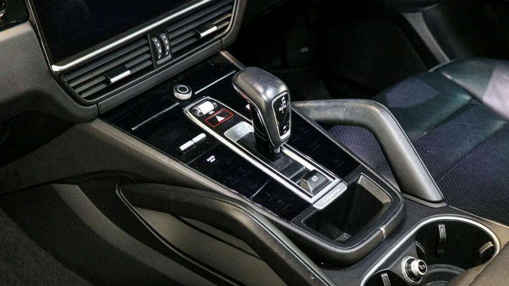 Porsche Cayenne V6 Auto Black #21