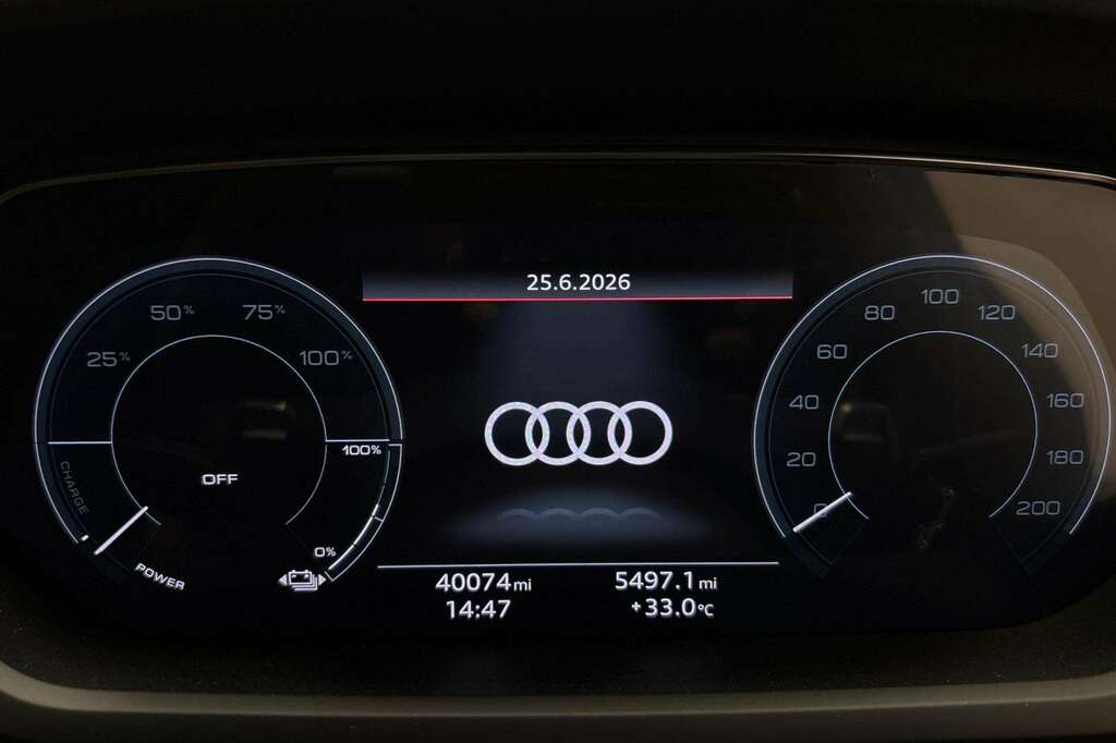 Audi Rs E-Tron Gt Carbon Black Red #9
