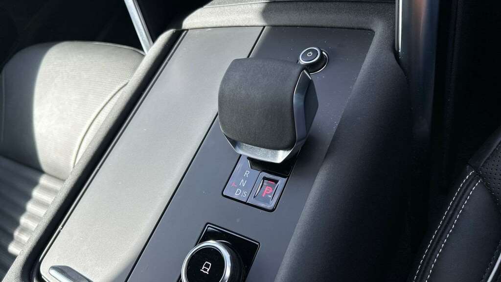 Land Rover Discovery R-dynamic Se White #13