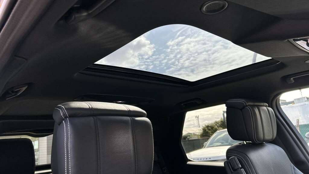 Land Rover Discovery R-dynamic Se White #21
