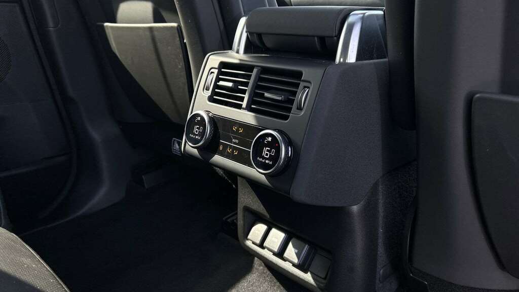Land Rover Discovery R-dynamic Se White #18