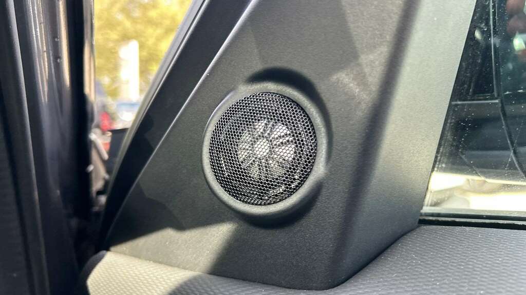 Land Rover Discovery R-dynamic Se White #35