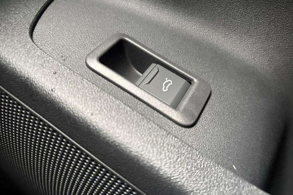 Audi Q6 E-Tron Sport Black #32