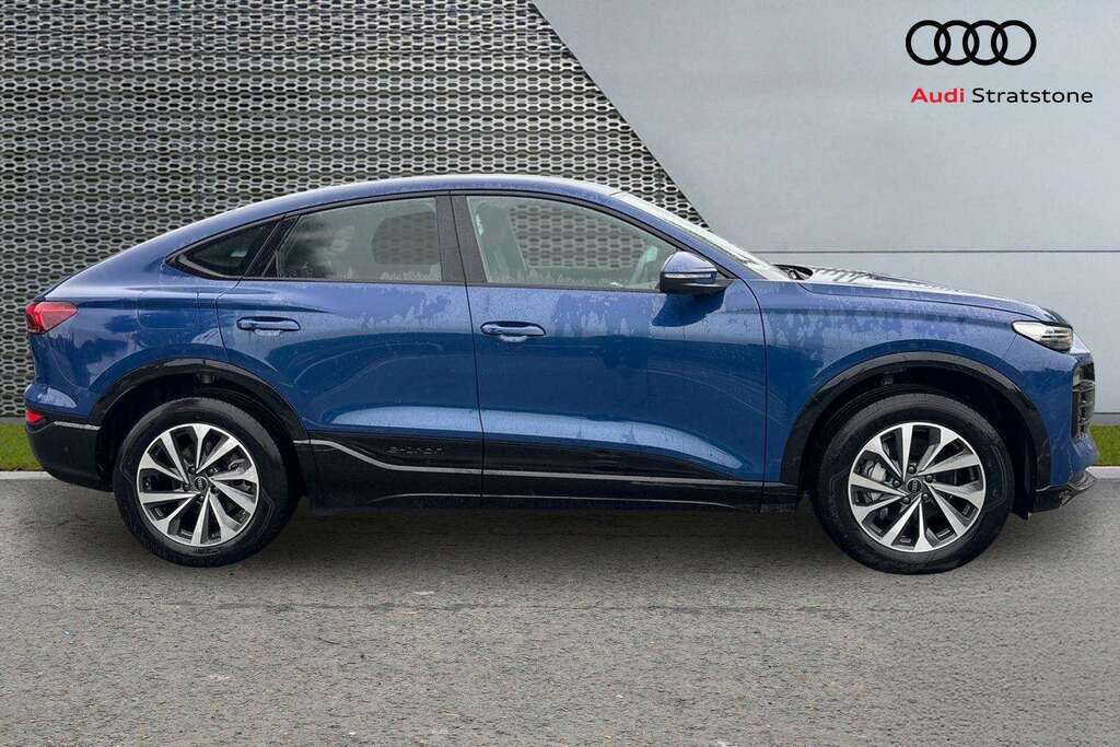 Audi Q6 E-Tron 225Kw Performance 100Kwh Sport 2026 Blue #4