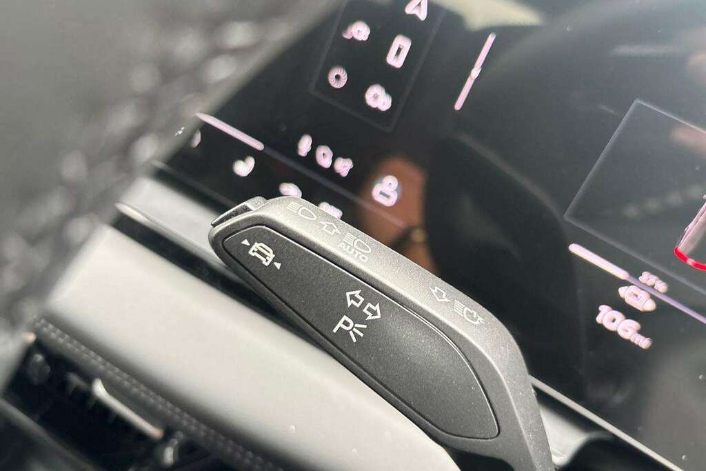 Audi Q6 E-Tron Sport Black #35