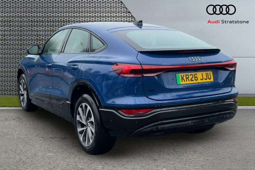Audi Q6 E-Tron 225Kw Performance 100Kwh Sport 2026 Blue #3