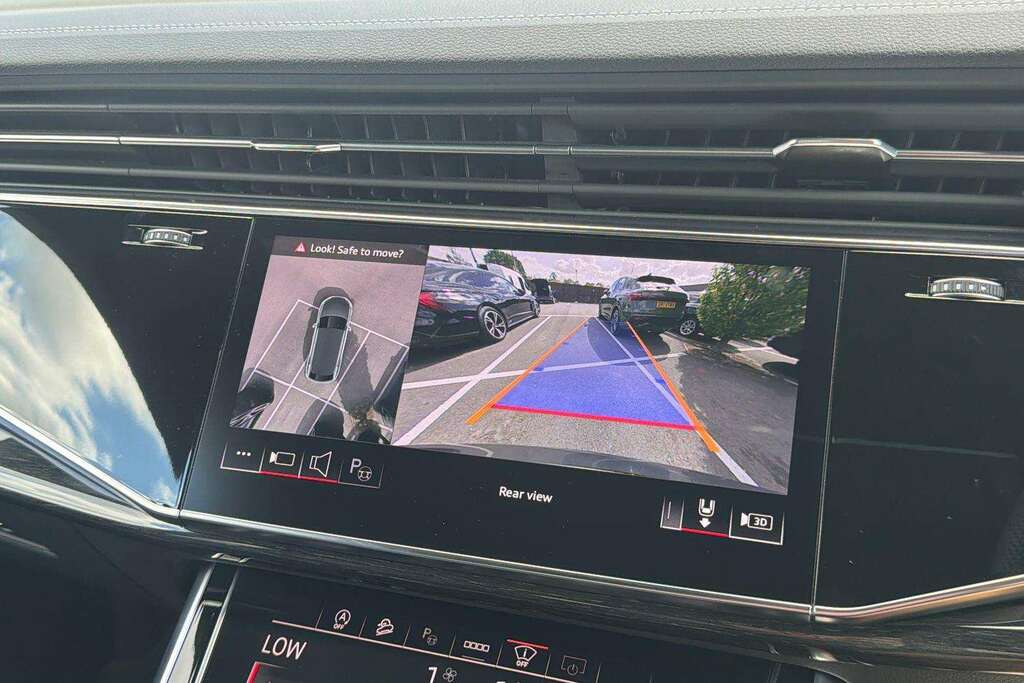 Audi Q8 Black Edition Blue #26