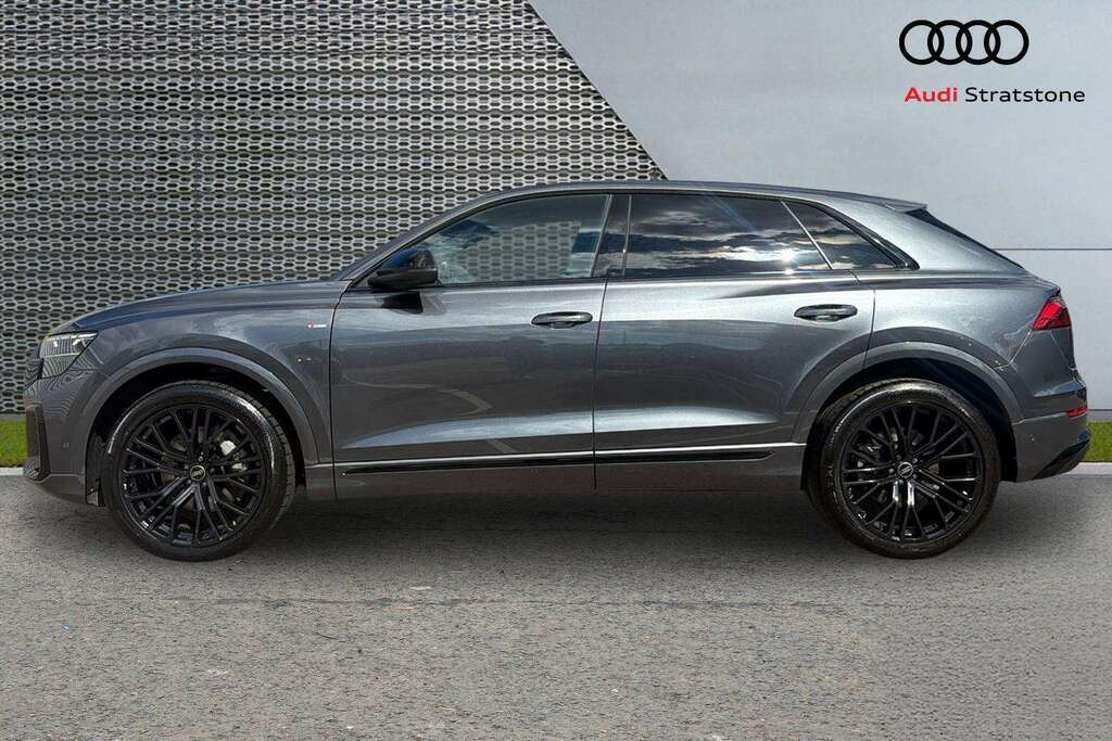 Audi Q8 Black Edition Blue #8