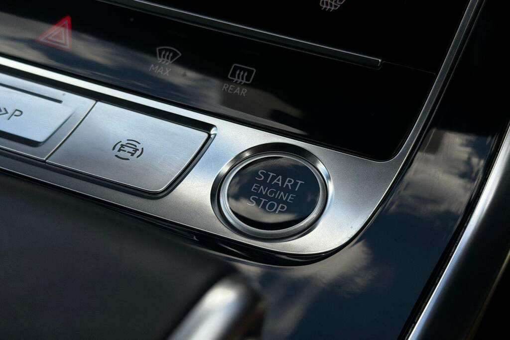 Audi Q8 Black Edition Blue #29