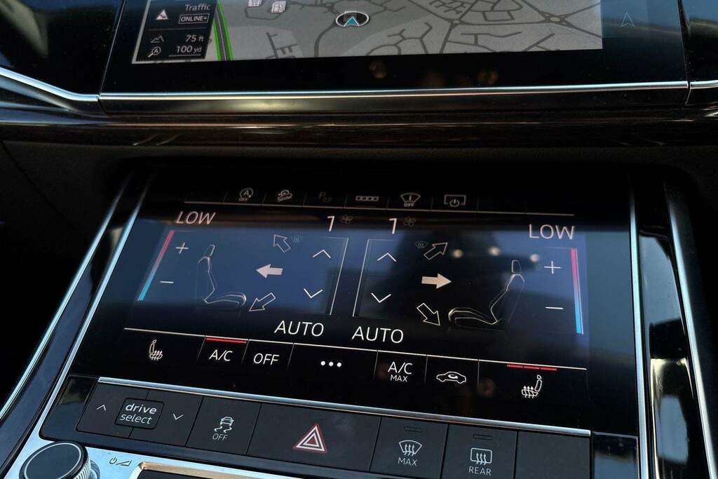 Audi Q7 Black Edition Black #28