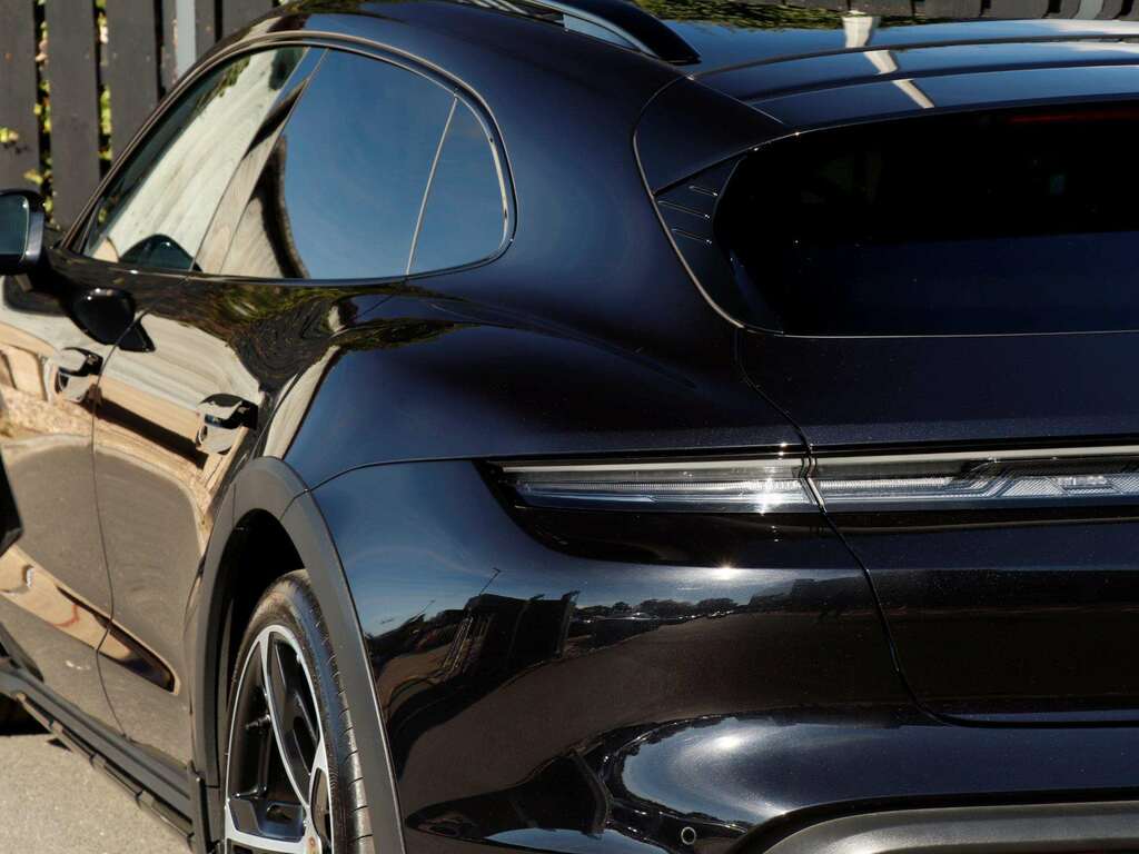 Porsche Taycan 4S Automatic #34