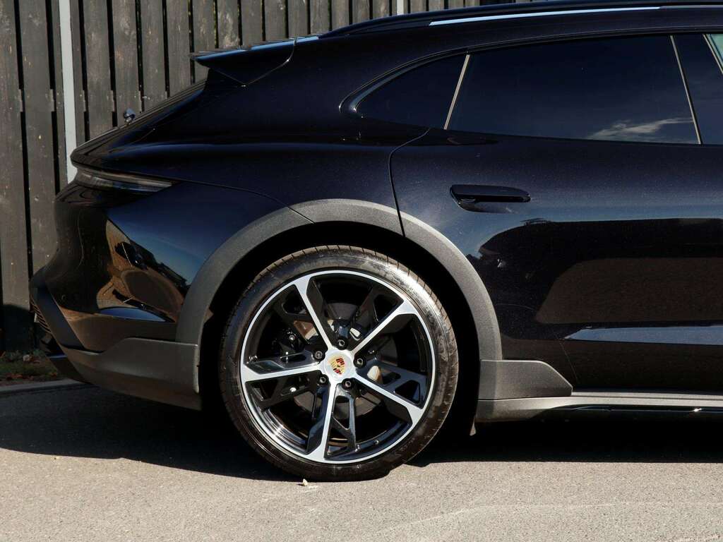 Porsche Taycan 4S Automatic #31