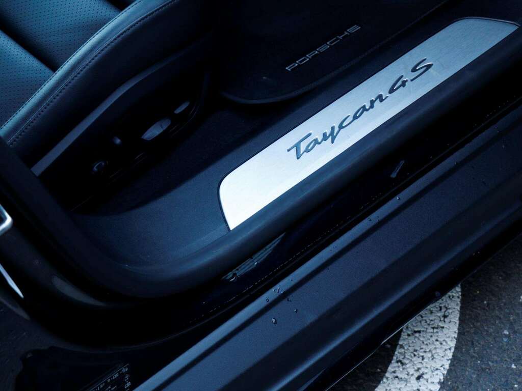 Porsche Taycan 4S Automatic #23