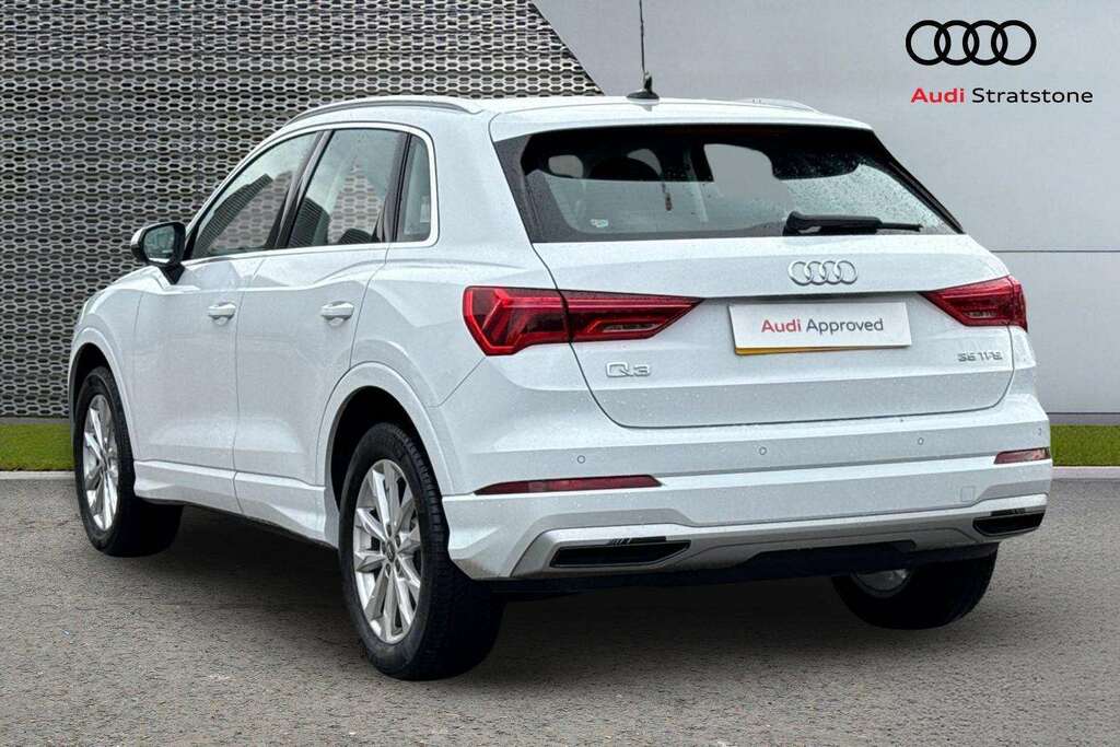 Audi Q3 35 Tfsi Sport 2019 KM19SRT White #3