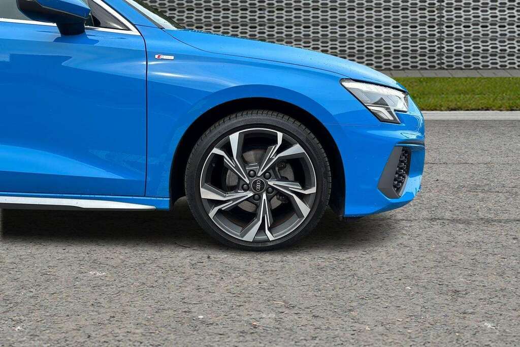 Audi A3 35 Tfsi S Line S Tronic 2023 BP73YJO Blue #5