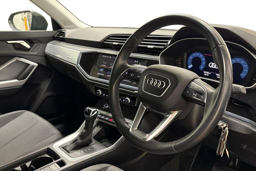 Audi Q3 35 Tfsi Technik S Tronic 2023 EN72JXZ Grey #6
