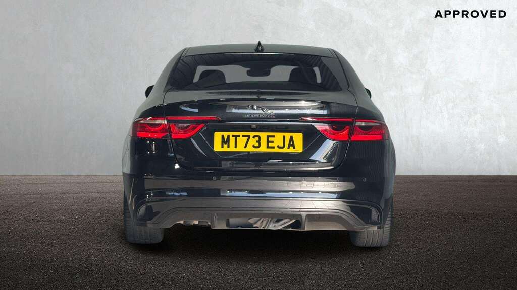 Jaguar XF 2.0 D200 R-dynamic Se Black 2023 Black #6